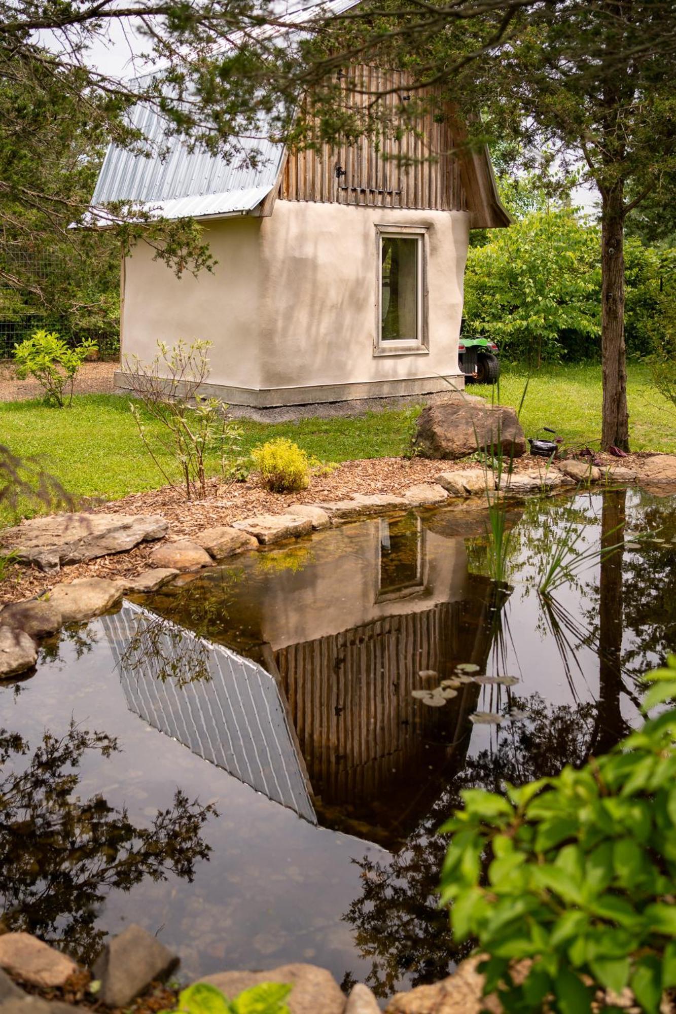 Carrying Place Owl'S Nest Suites المظهر الخارجي الصورة