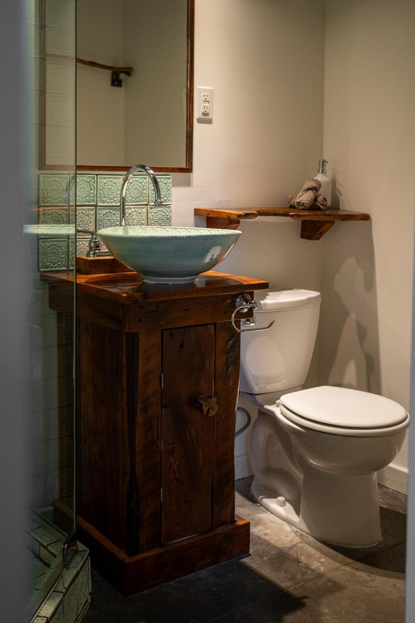 Carrying Place Owl'S Nest Suites المظهر الخارجي الصورة